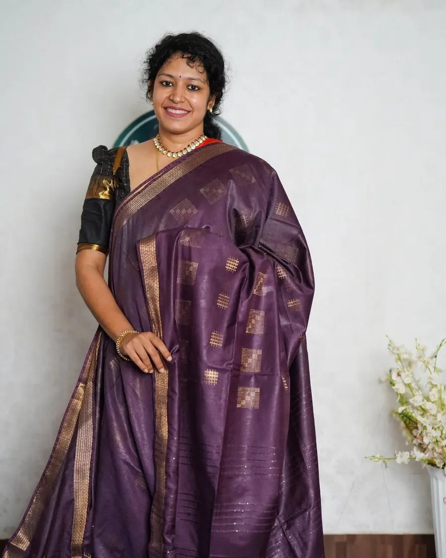 Lightweight Soft Kota Staple Saree